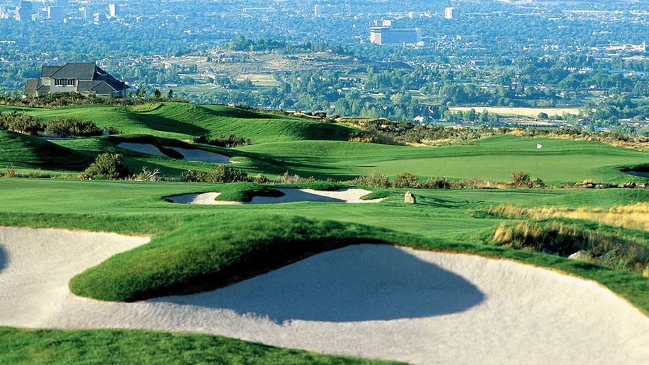 This image shows a golf course and the neighborhood of ArrowCreek